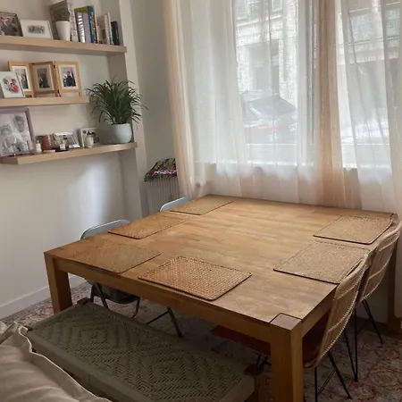 Paris Champs-elysées Flat * Neuilly-sur-Seine